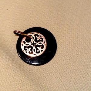 Thomas Sabo925 silver and ónix pendant 2 in 1